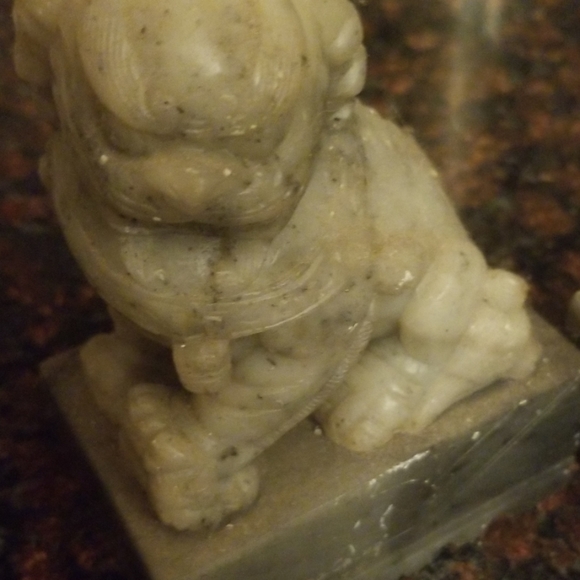 Book ends/ decorative pieces - Picture 2 of 3